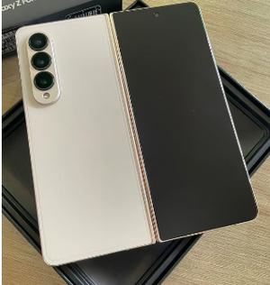Samsung Z Fold 4